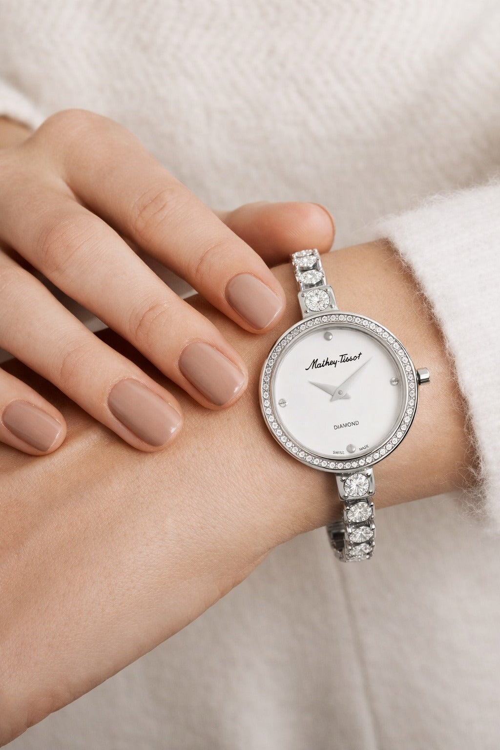 Mathey-Tissot Swiss Made Infinity Quartz White Dial Analog Watch for Ladies - D986SAI