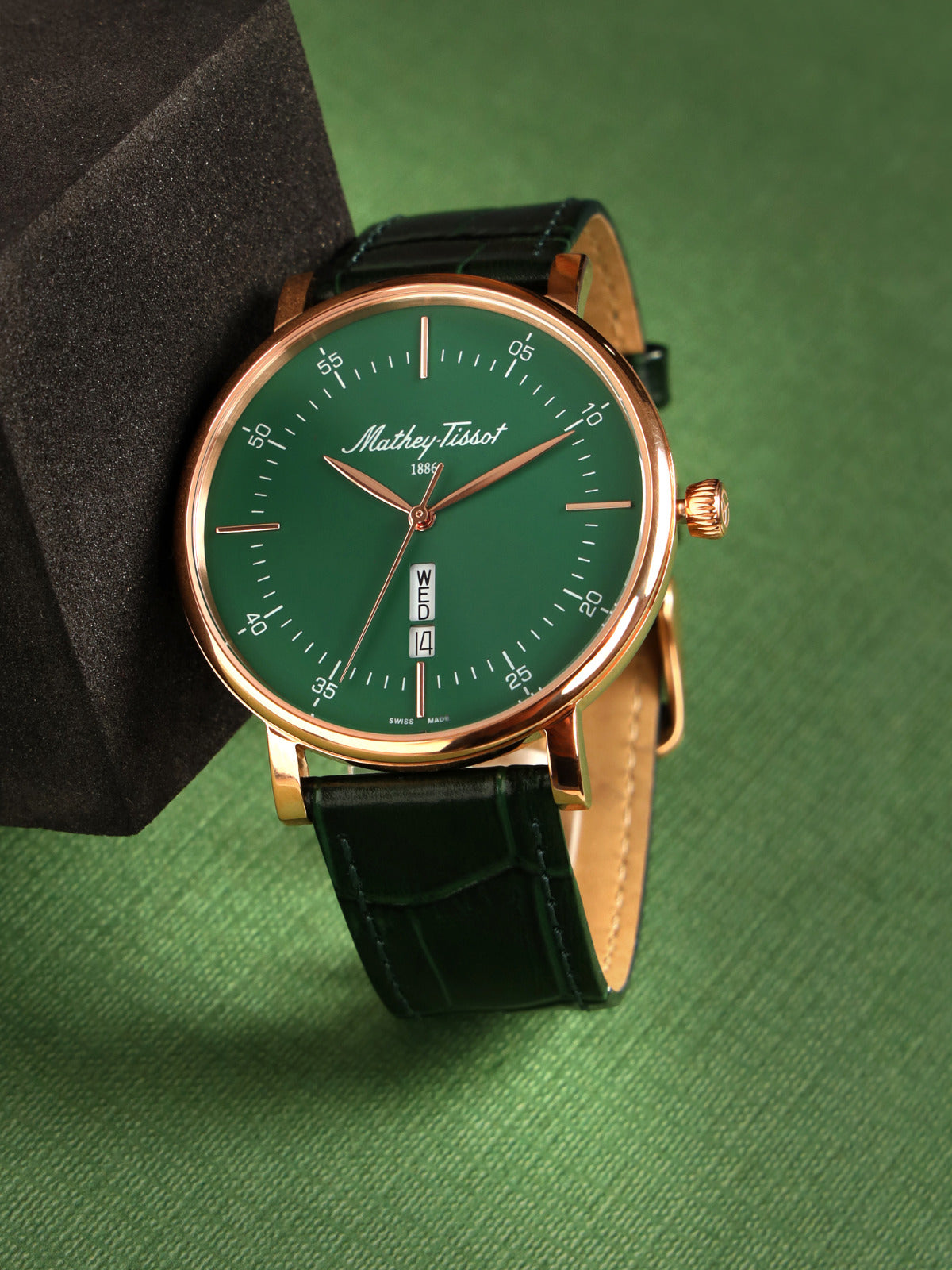 Mathey-Tissot Swiss Made Monsoon Day-Date Quatrz Green Dial Analog Watch For Gents - H7918PLV