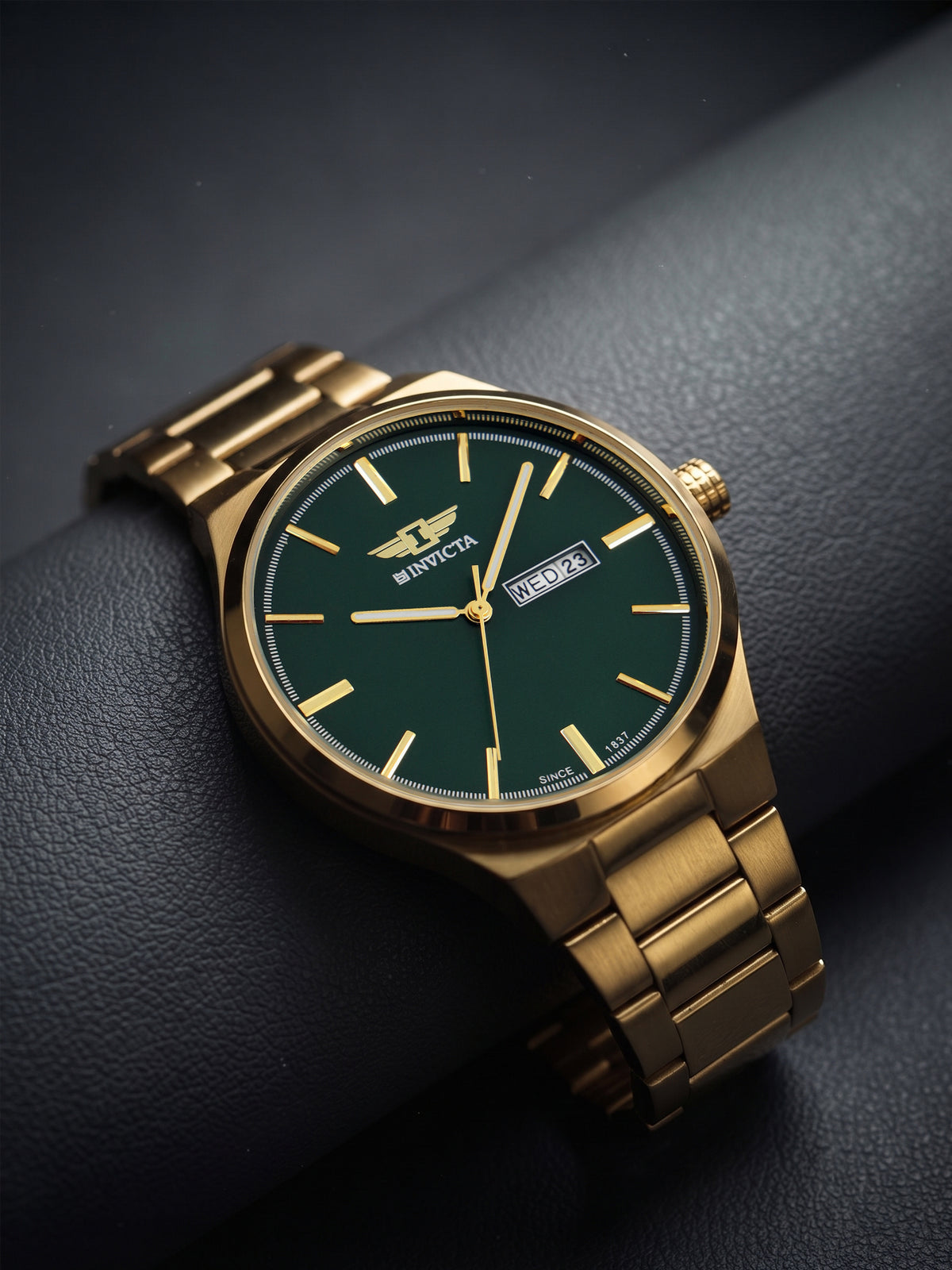 I-By Invicta Quartz Green Dial Analog Watch For Gents - IBI26021