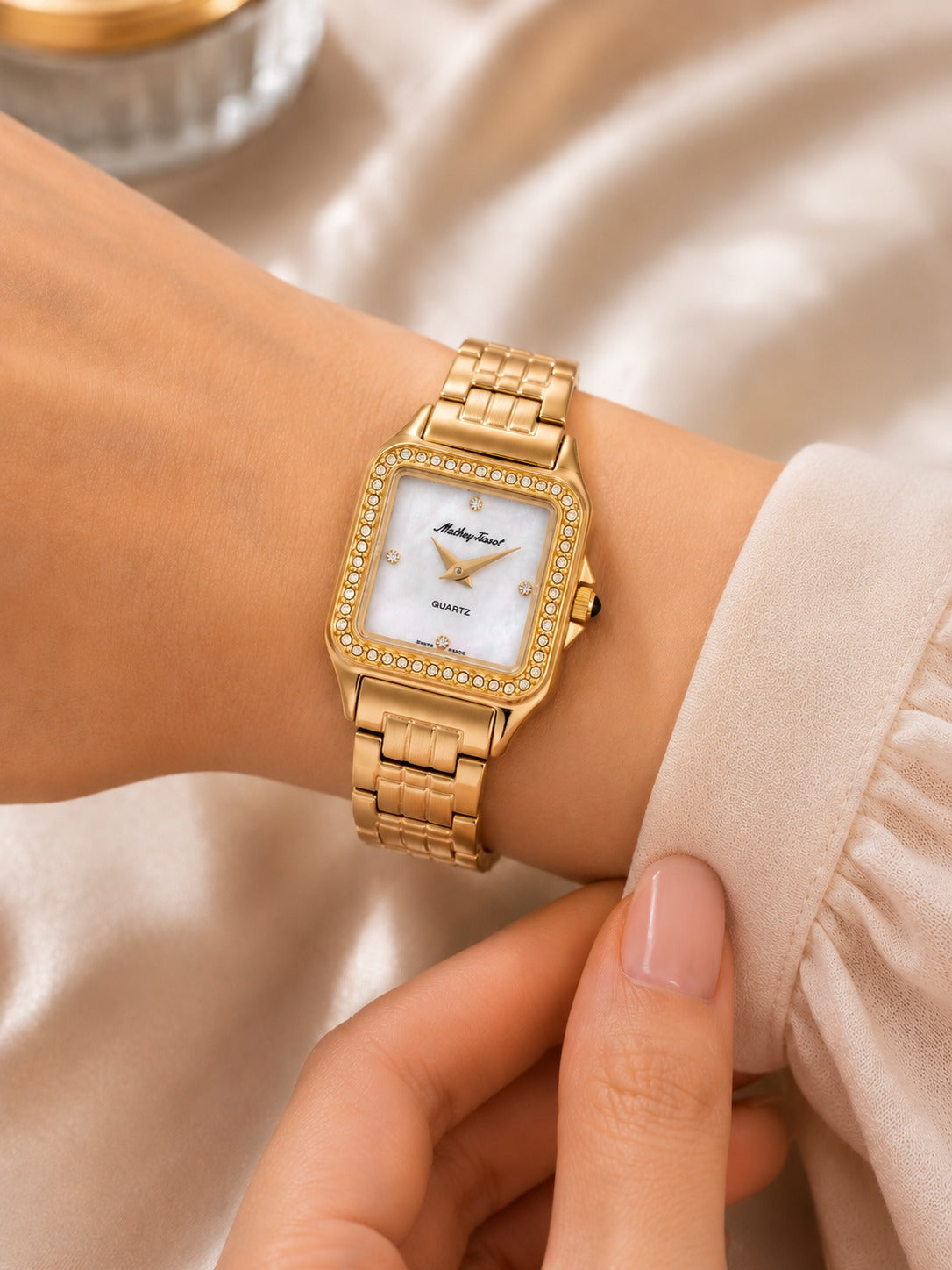 Mathey-Tissot Swiss Made Quartz White Mother of Pearl Dial Analog Watch - Ladies D971PQYI